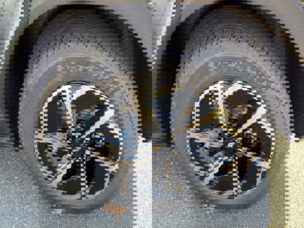 New 2026 Chevrolet Equinox EV LT image 30