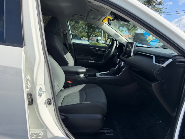 Used 2023 Toyota RAV4 XLE FWD image 20