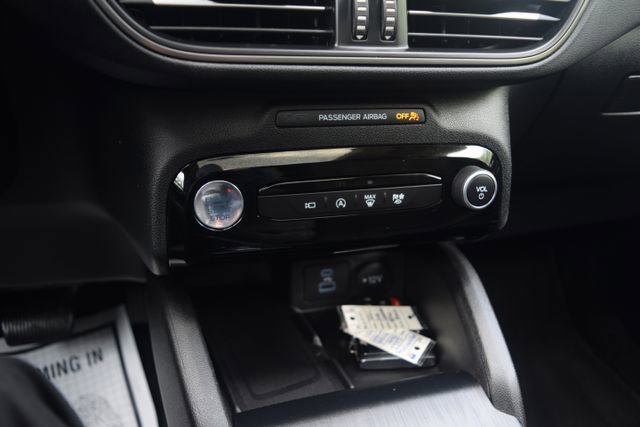 Used 2023 Ford Escape Active w/ Tech Pack #2 AWD/4WD image 11