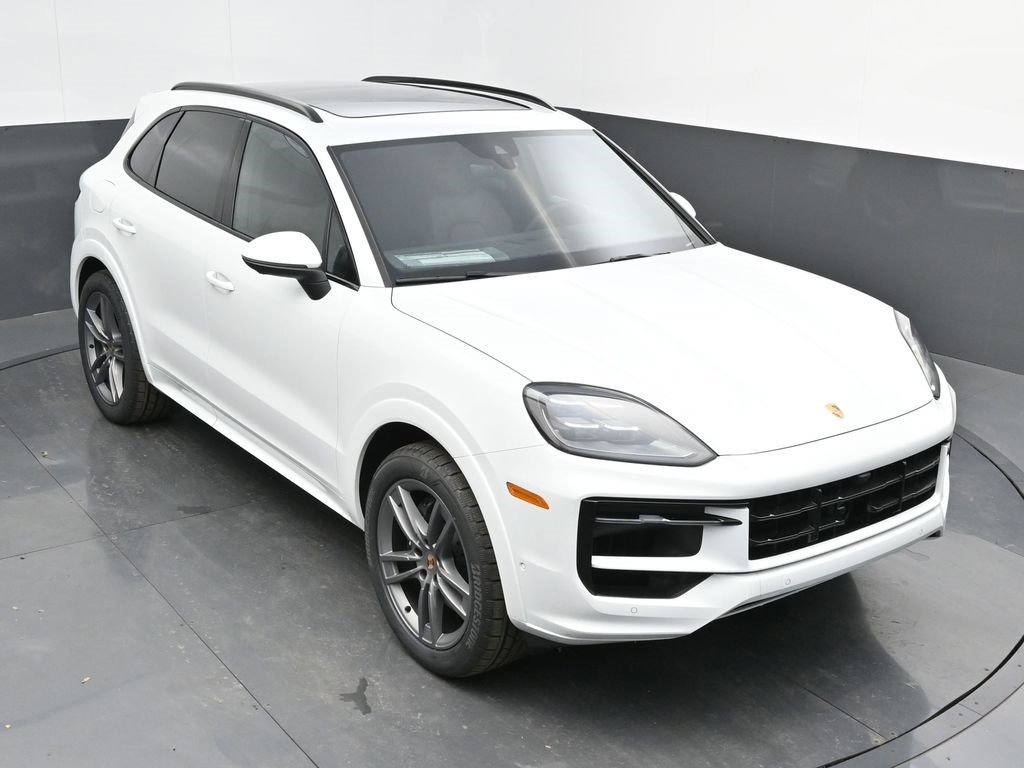New 2025 Porsche Cayenne image 38