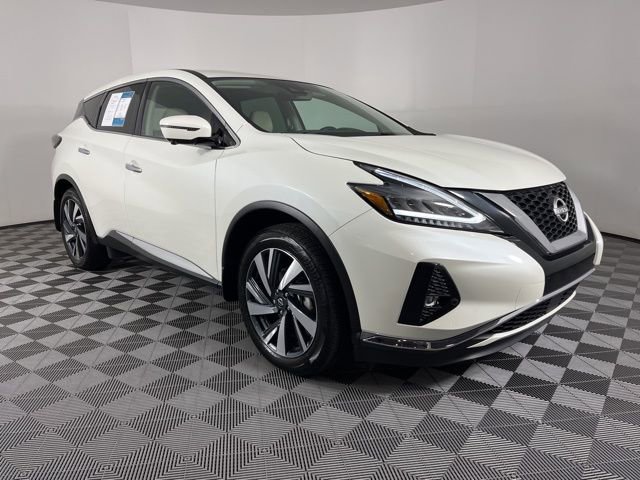 Used 2024 Nissan Murano SL image 2