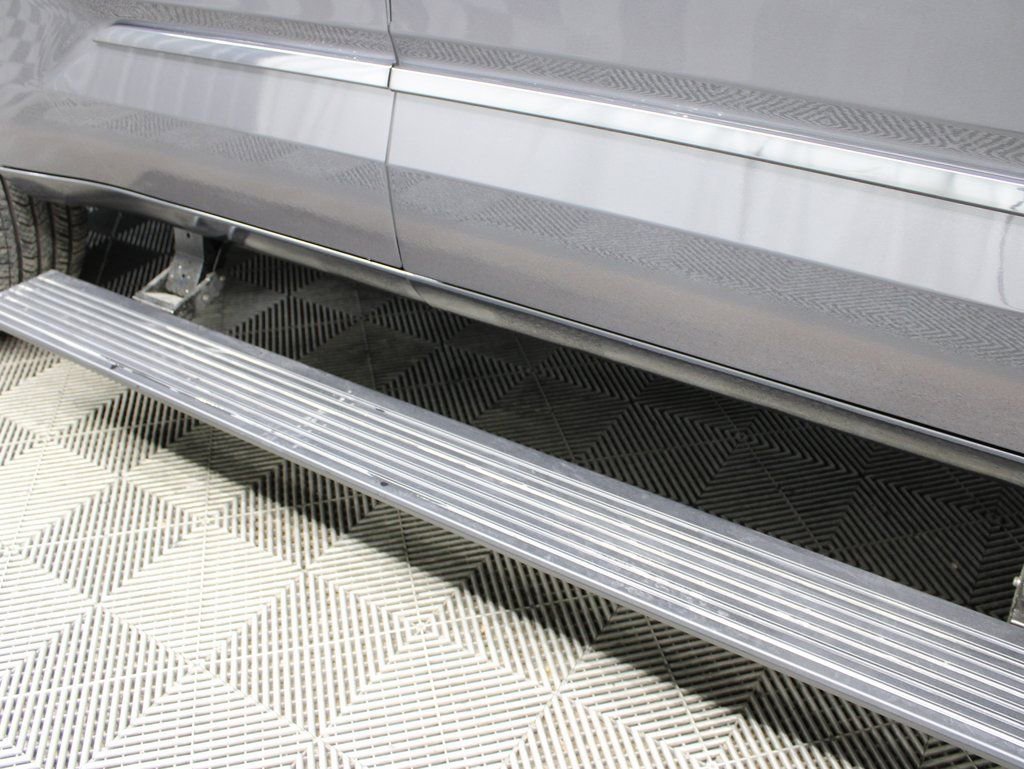 Used 2025 Toyota Sequoia Platinum image 49