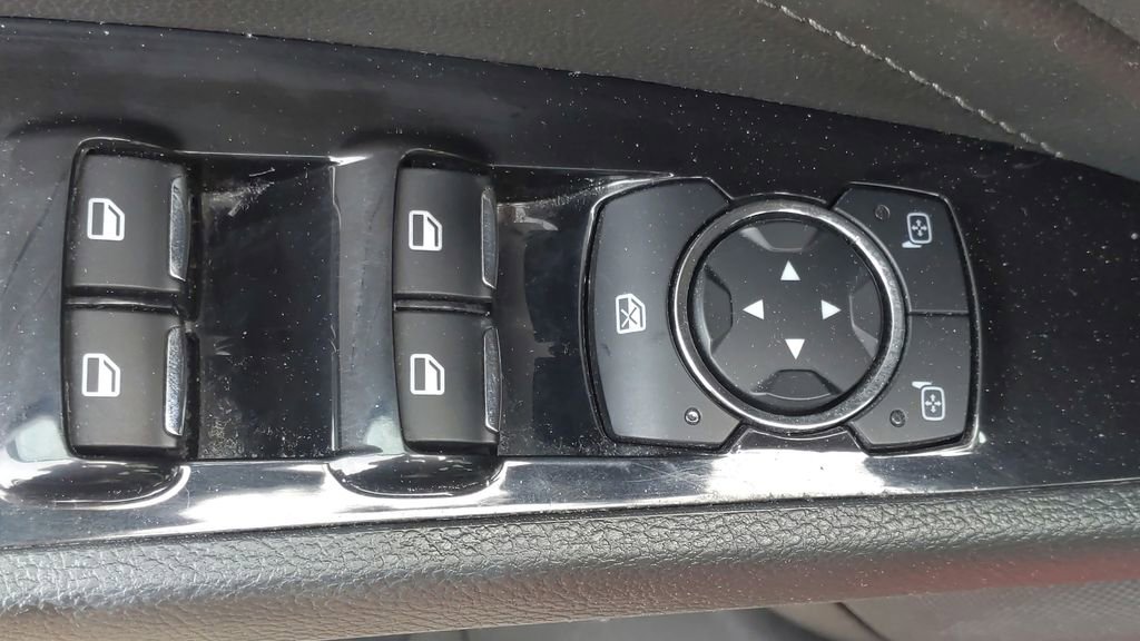 Used 2014 Ford Fusion Titanium image 16