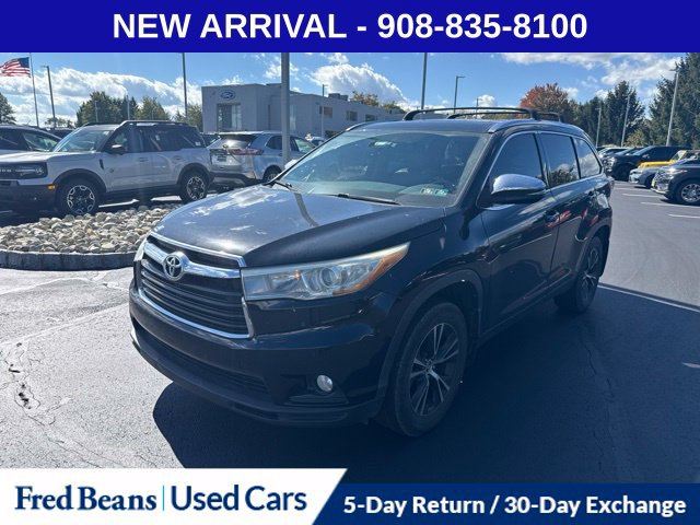 Used 2016 Toyota Highlander XLE AWD/4WD image 3