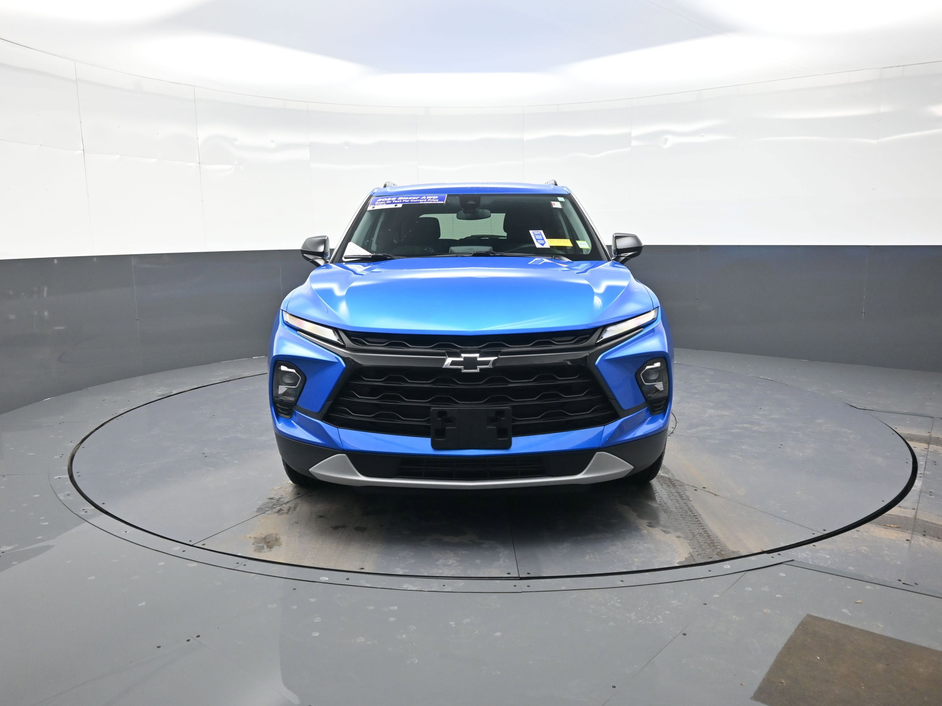 Used 2025 Chevrolet Blazer LT w/ Midnight/Sport Edition image 8