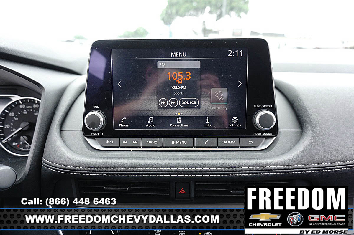 Used 2024 Nissan Rogue S FWD image 16