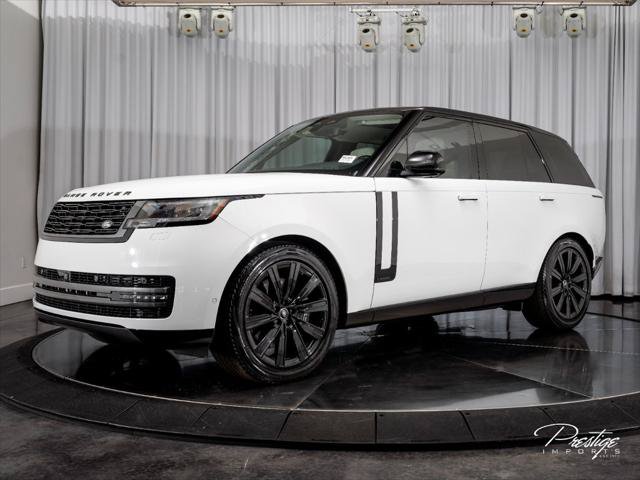 Used 2025 Land Rover Range Rover Autobiography AWD/4WD image 4