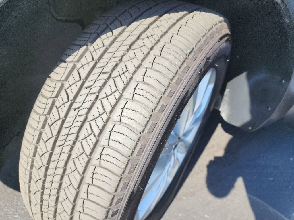 Used 2021 Kia Telluride LX image 10