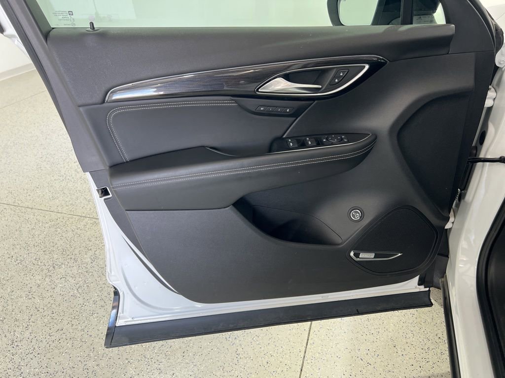 Used 2022 Buick Envision Essence w/ Technology Package I FWD image 20