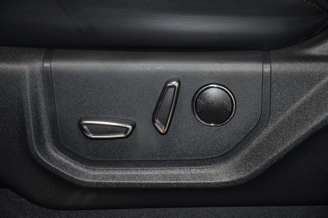 Used 2022 Ford F450 Platinum w/ FX4 Off-Road Package image 45