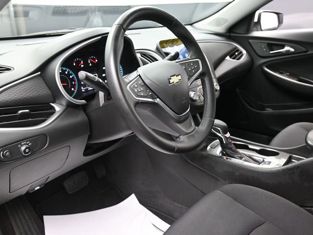 Used 2023 Chevrolet Malibu RS image 14