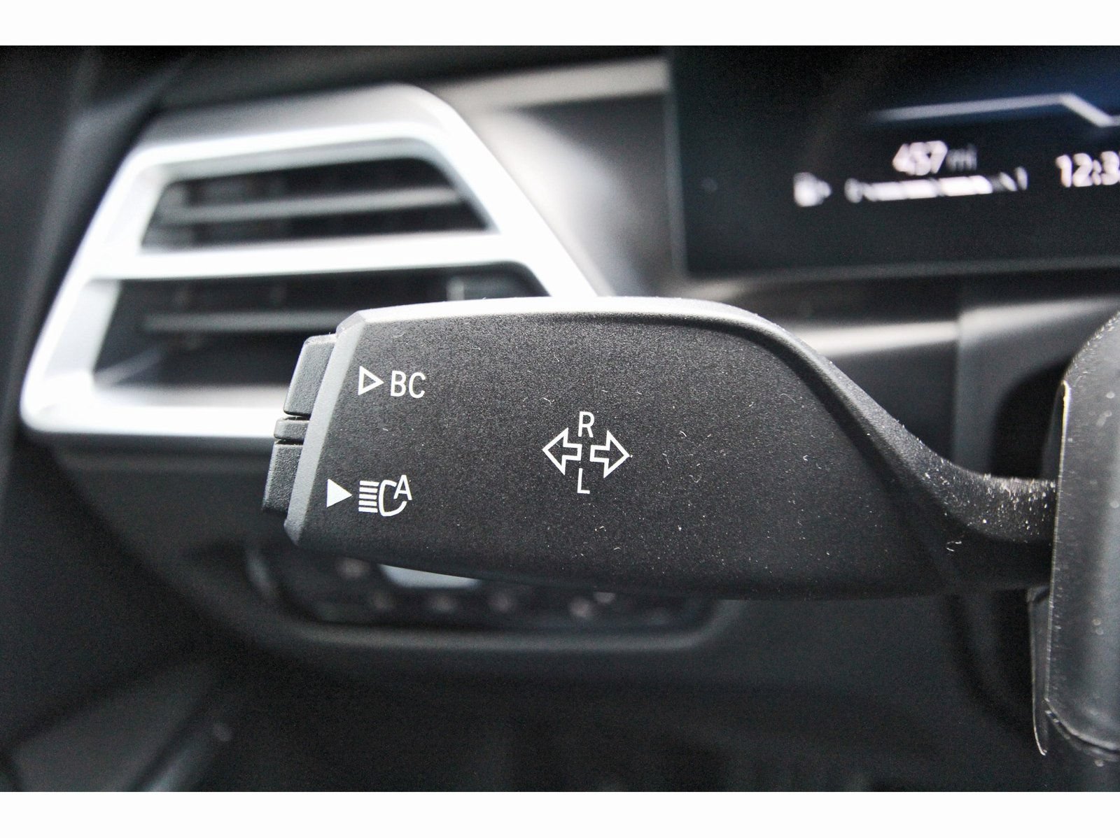 Used 2026 BMW 330i xDrive Sedan AWD/4WD image 18