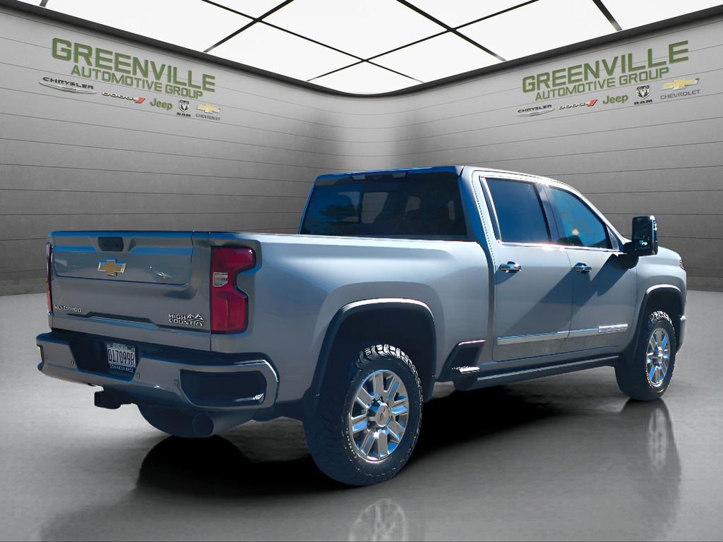 Used 2024 Chevrolet Silverado 2500 High Country w/ High Country Premium Package AWD/4WD image 9