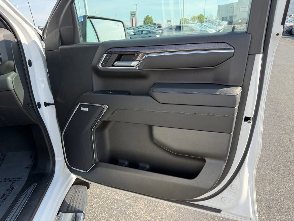 Used 2023 Chevrolet Silverado 1500 LTZ w/ LTZ Convenience Package II image 25