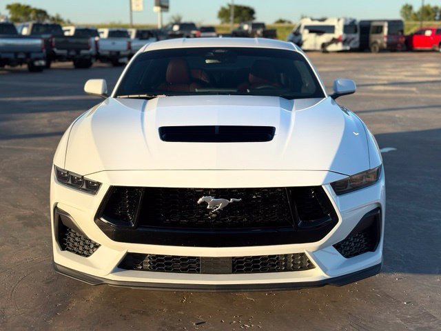 Used 2026 Ford Mustang GT Premium RWD image 3