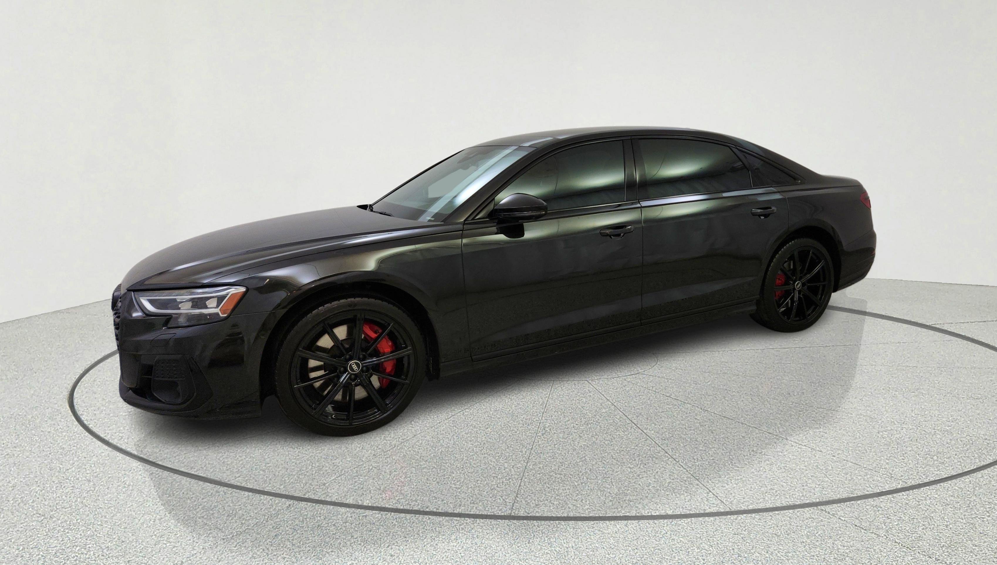 Used 2022 Audi S8 w/ S8 Comfort Plus Package AWD/4WD image 4