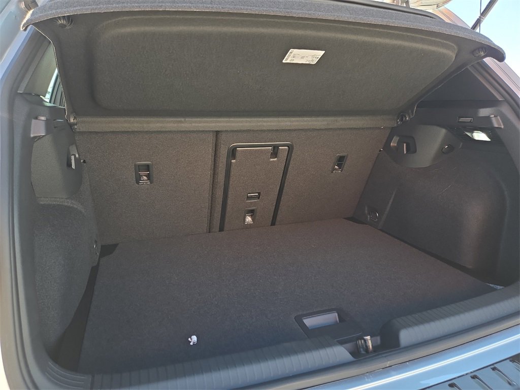 New 2025 Volkswagen GTI SE image 14