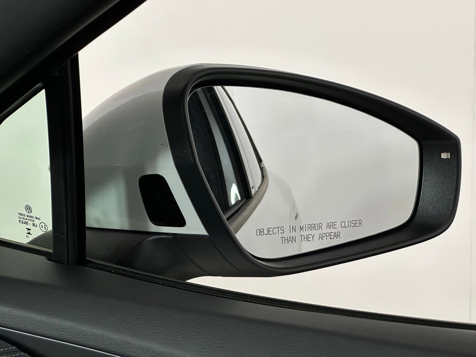 Used 2023 Volkswagen ID.4 Pro S image 26