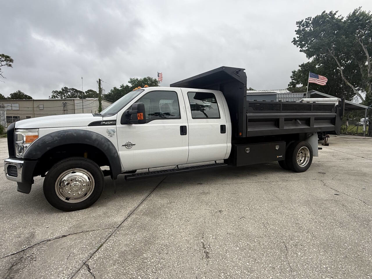 Used 2016 Ford F450 XL w/ Power Equipment Group RWD image 3