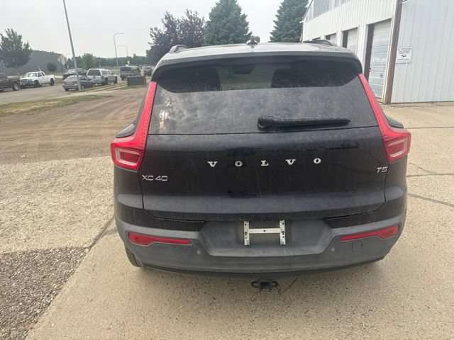 Used 2021 Volvo XC40 T5 R-Design AWD/4WD image 10
