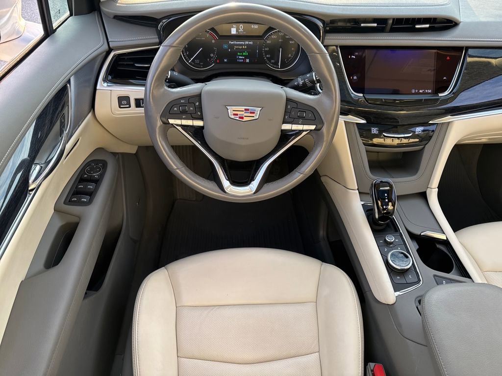 Certified 2023 Cadillac XT6 Premium Luxury image 16