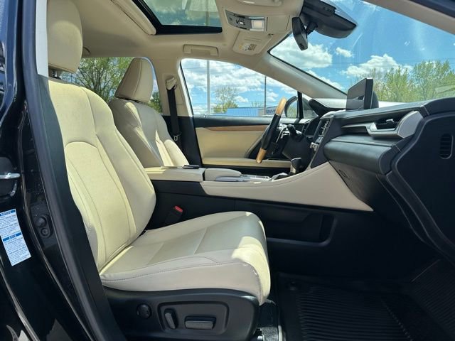 Used 2022 Lexus RX 350L Premium w/ Premium Package AWD/4WD image 7