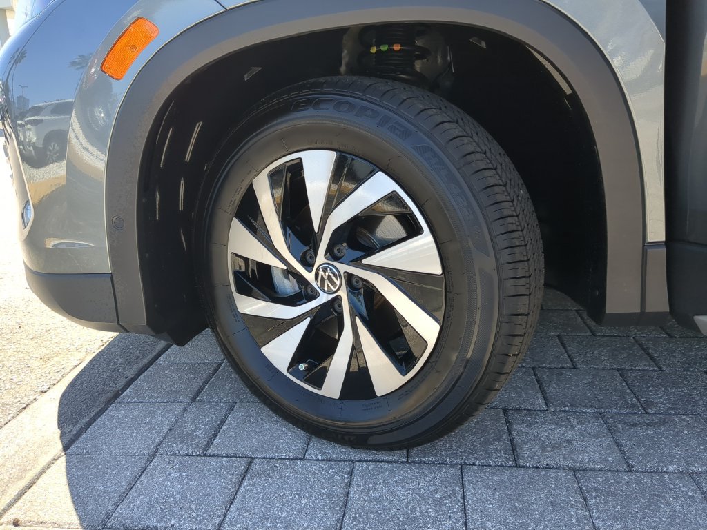 Certified 2026 Volkswagen Tiguan S FWD image 31