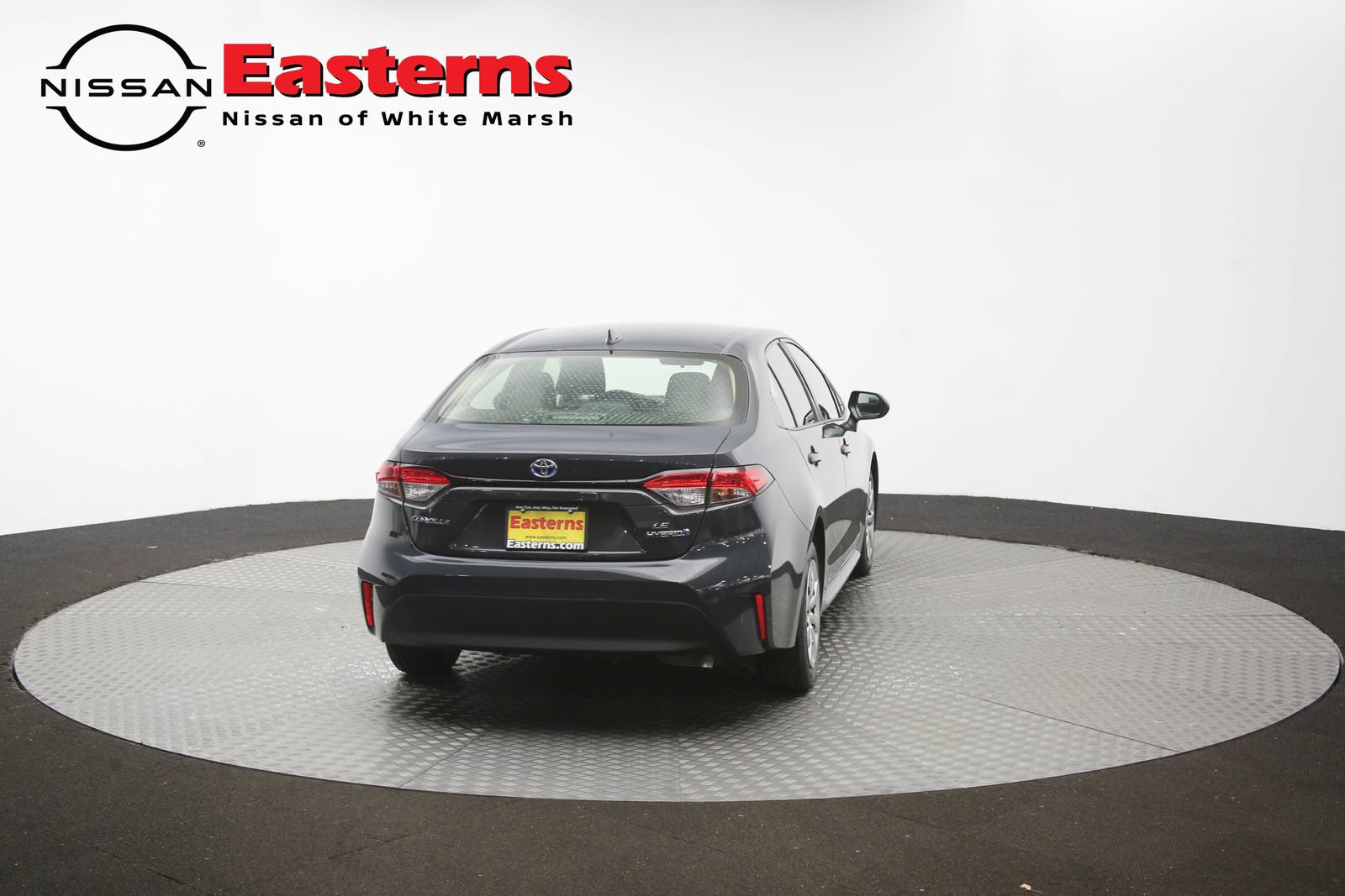 Used 2023 Toyota Corolla LE w/ Carpet Mat Package (TMS) FWD image 33