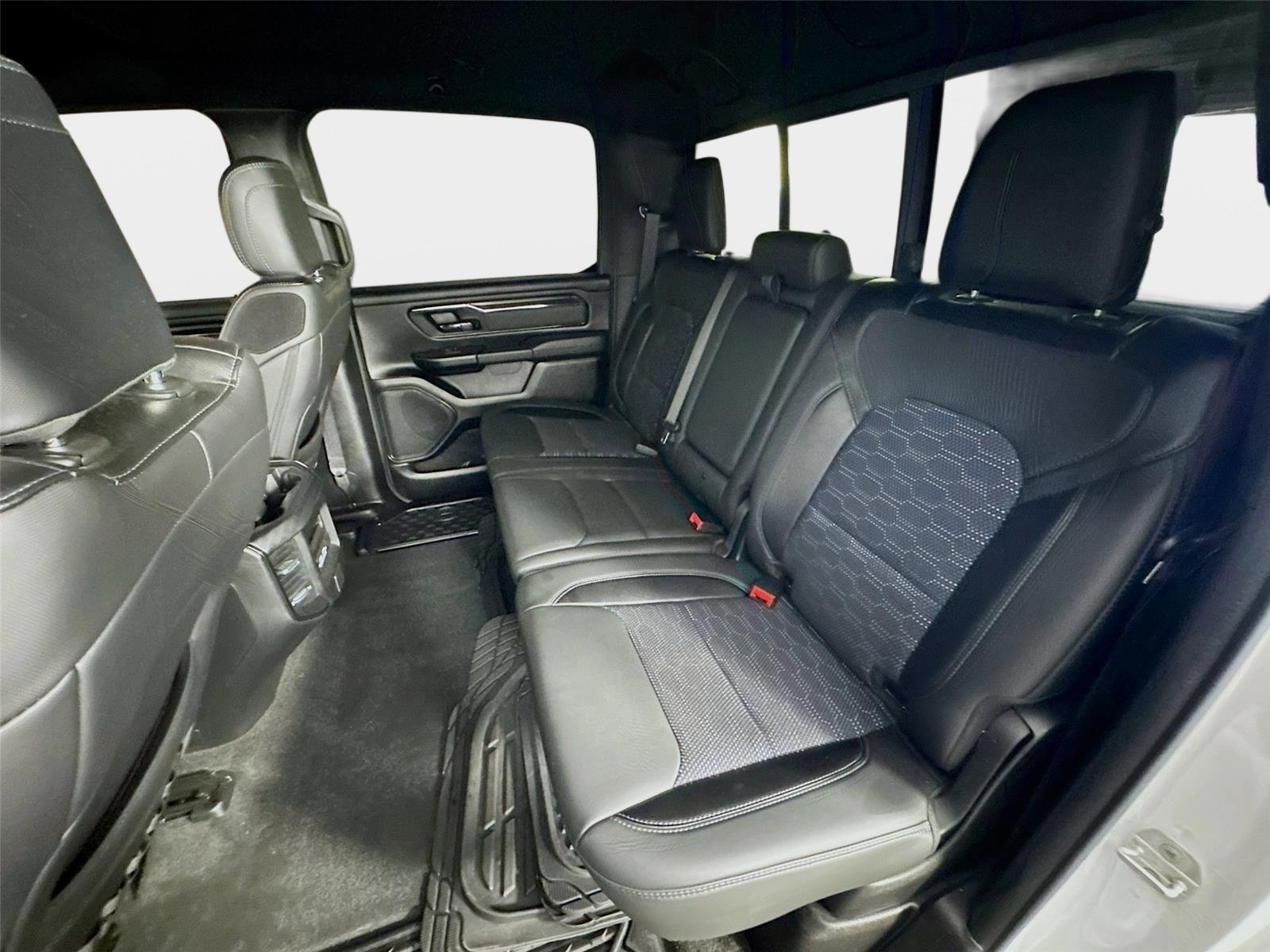 Used 2023 RAM 1500 Big Horn AWD/4WD image 22