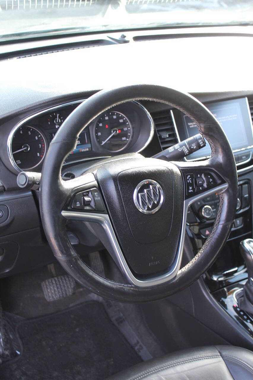 Used 2020 Buick Encore Essence image 12