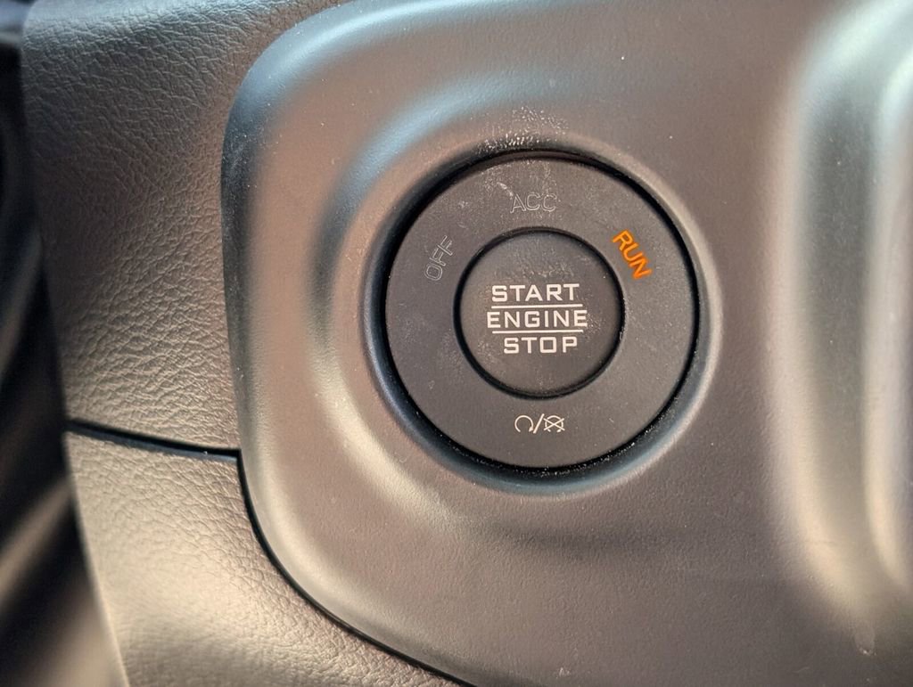 Used 2023 Jeep Wrangler Unlimited Rubicon 392 image 25