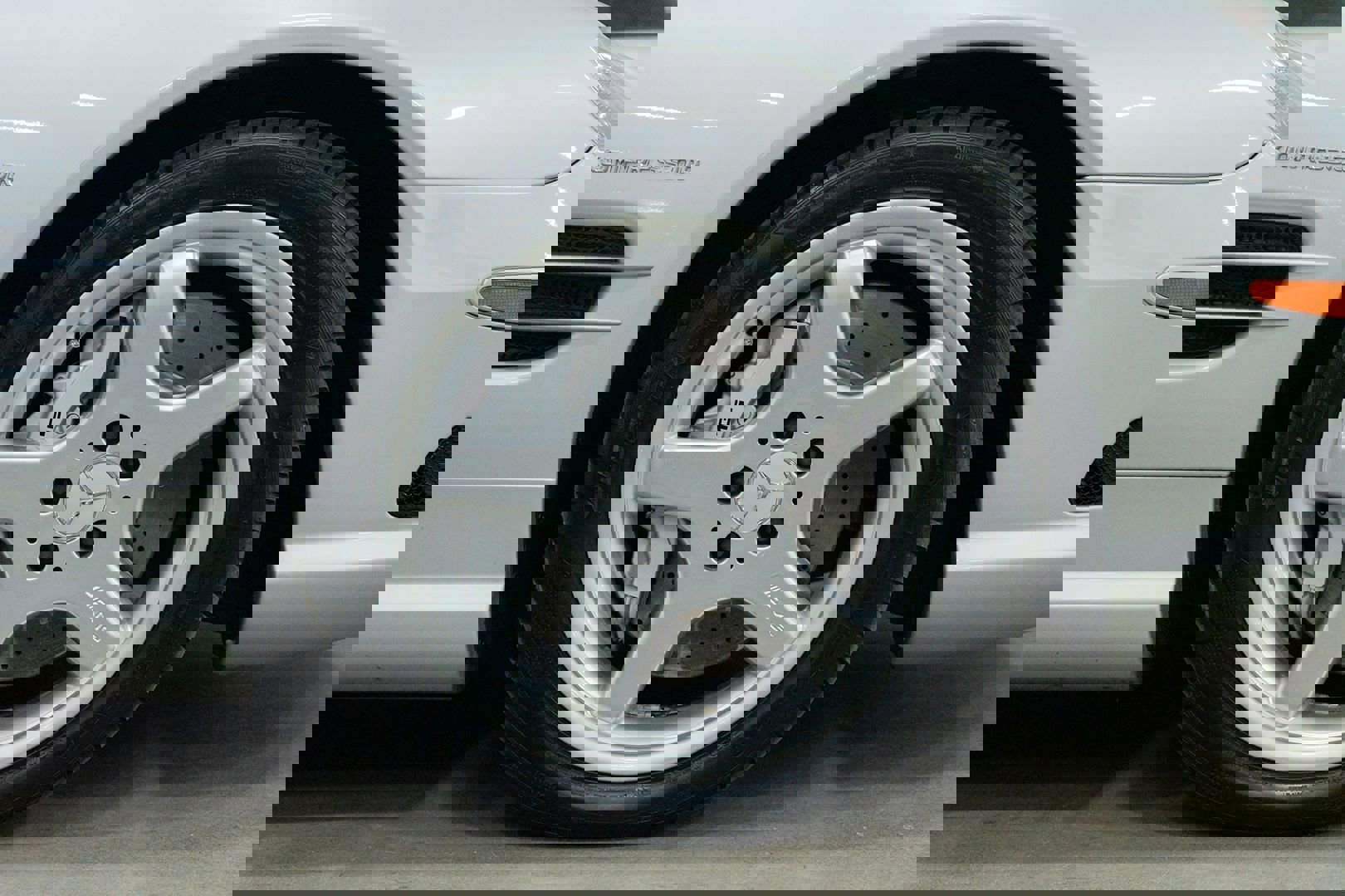 Used 2004 Mercedes-Benz SL 55 AMG image 14