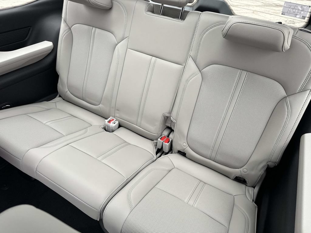 New 2026 Jeep Grand Wagoneer Limited AWD/4WD image 10