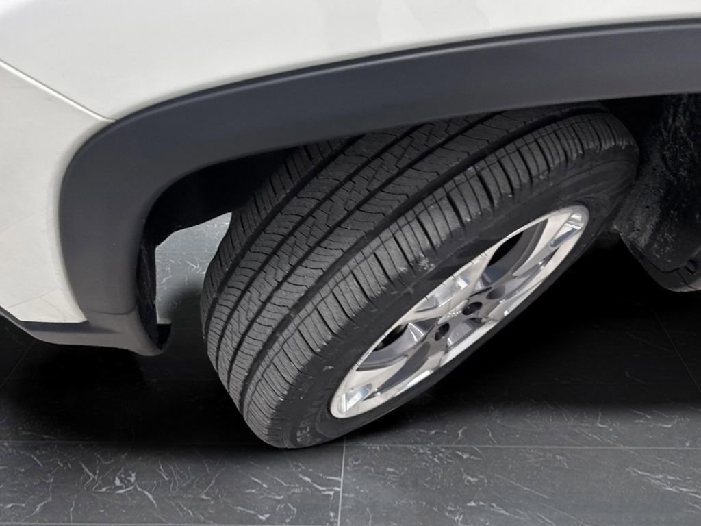 Used 2020 Jeep Compass Limited image 36