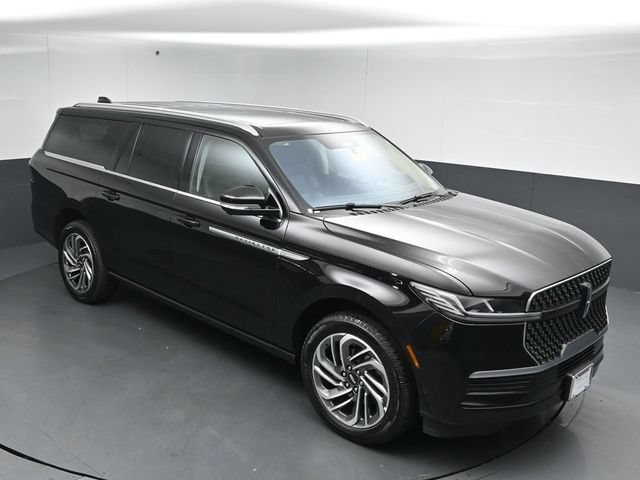Certified 2025 Lincoln Navigator L Reserve AWD/4WD image 48