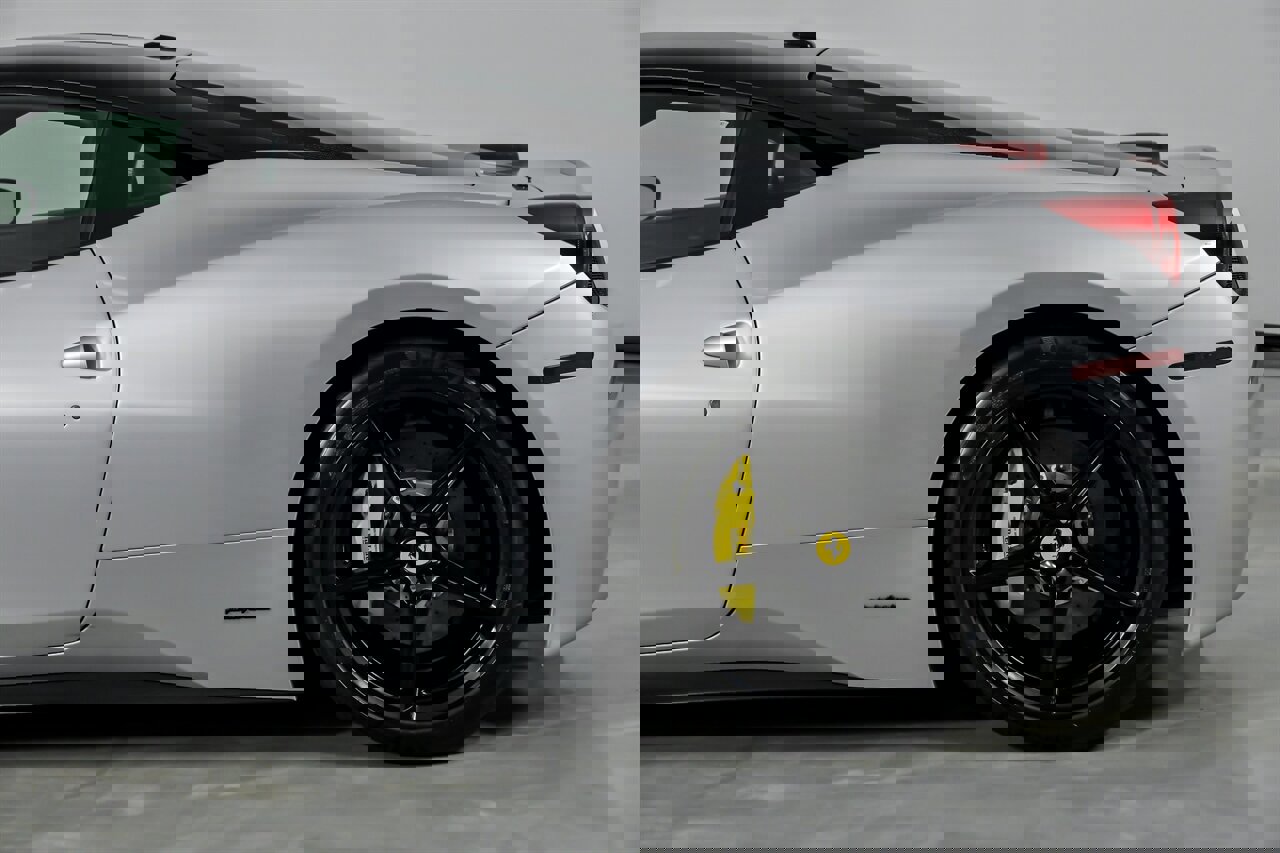 Used 2010 Ferrari 458 Italia image 9