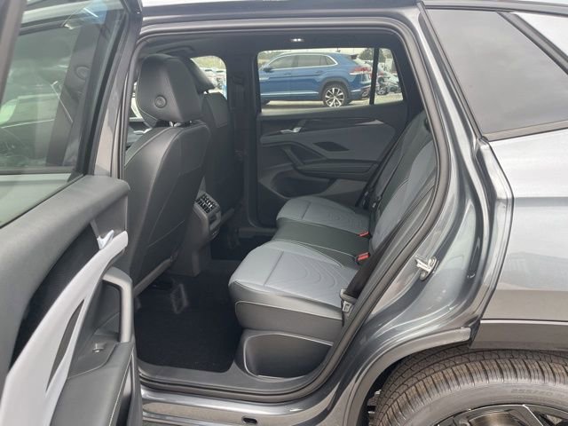 New 2026 Volkswagen Tiguan SE R-Line image 23