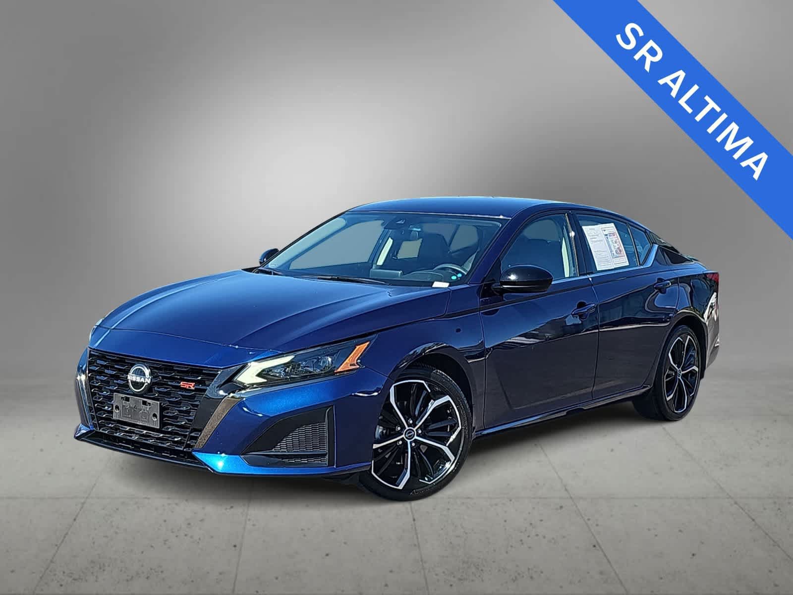 Used 2023 Nissan Altima 2.5 SR FWD image 1