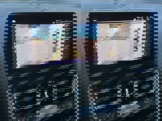 Used 2023 BMW M850i xDrive Coupe image 18