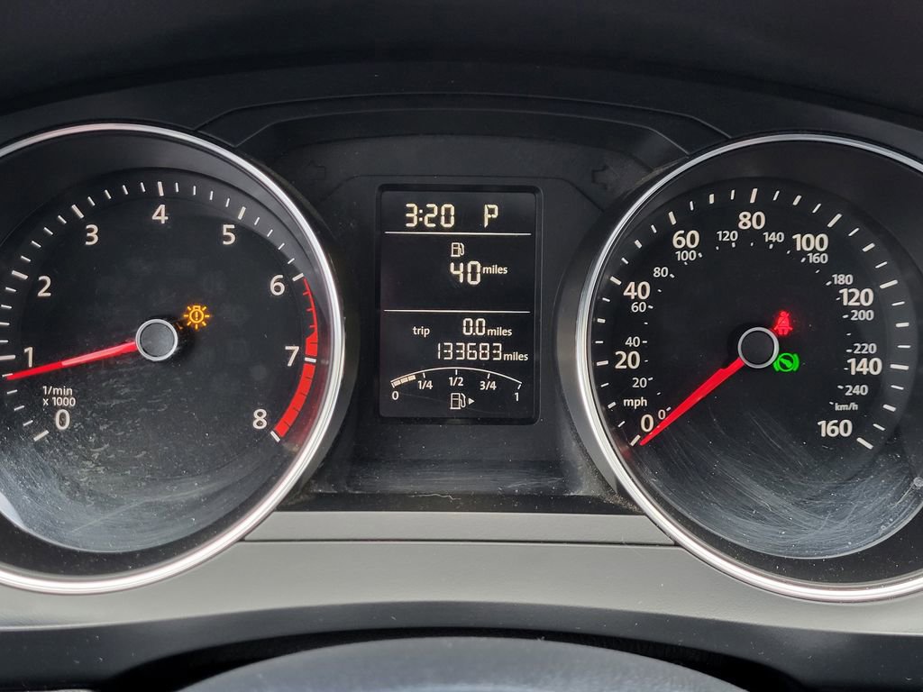 Used 2015 Volkswagen Jetta S image 6