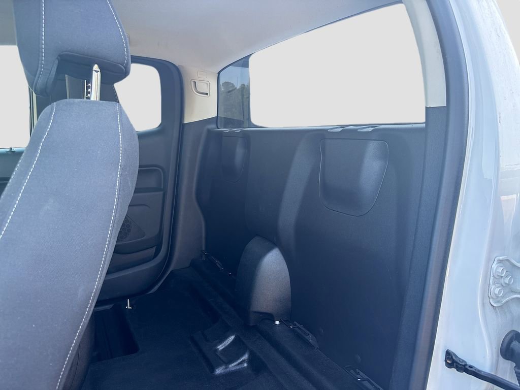 Used 2021 Chevrolet Colorado LT w/ Fleet Safety Package image 17