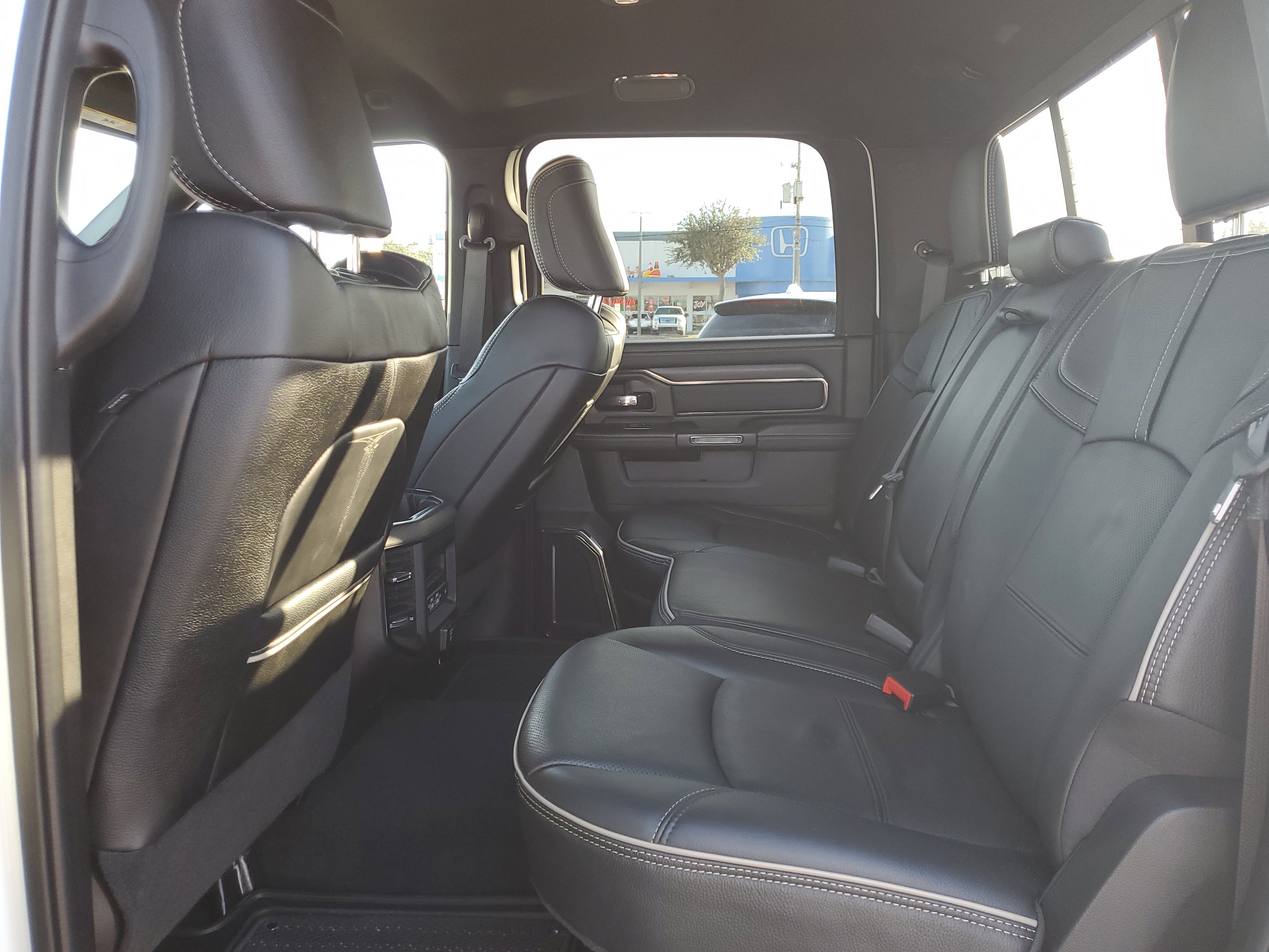 Used 2023 RAM 2500 Limited image 15