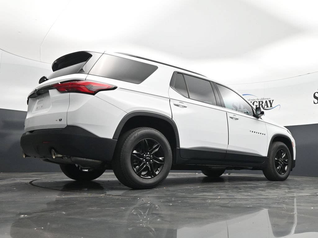 Used 2023 Chevrolet Traverse LT FWD image 32