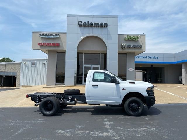 New 2025 RAM 3500 Tradesman image 21