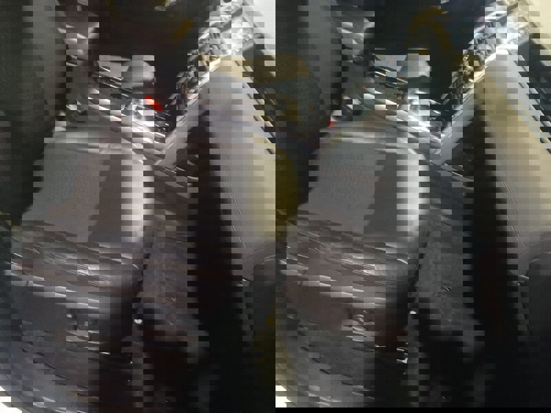 Used 2019 Land Rover Discovery Sport SE AWD/4WD image 29