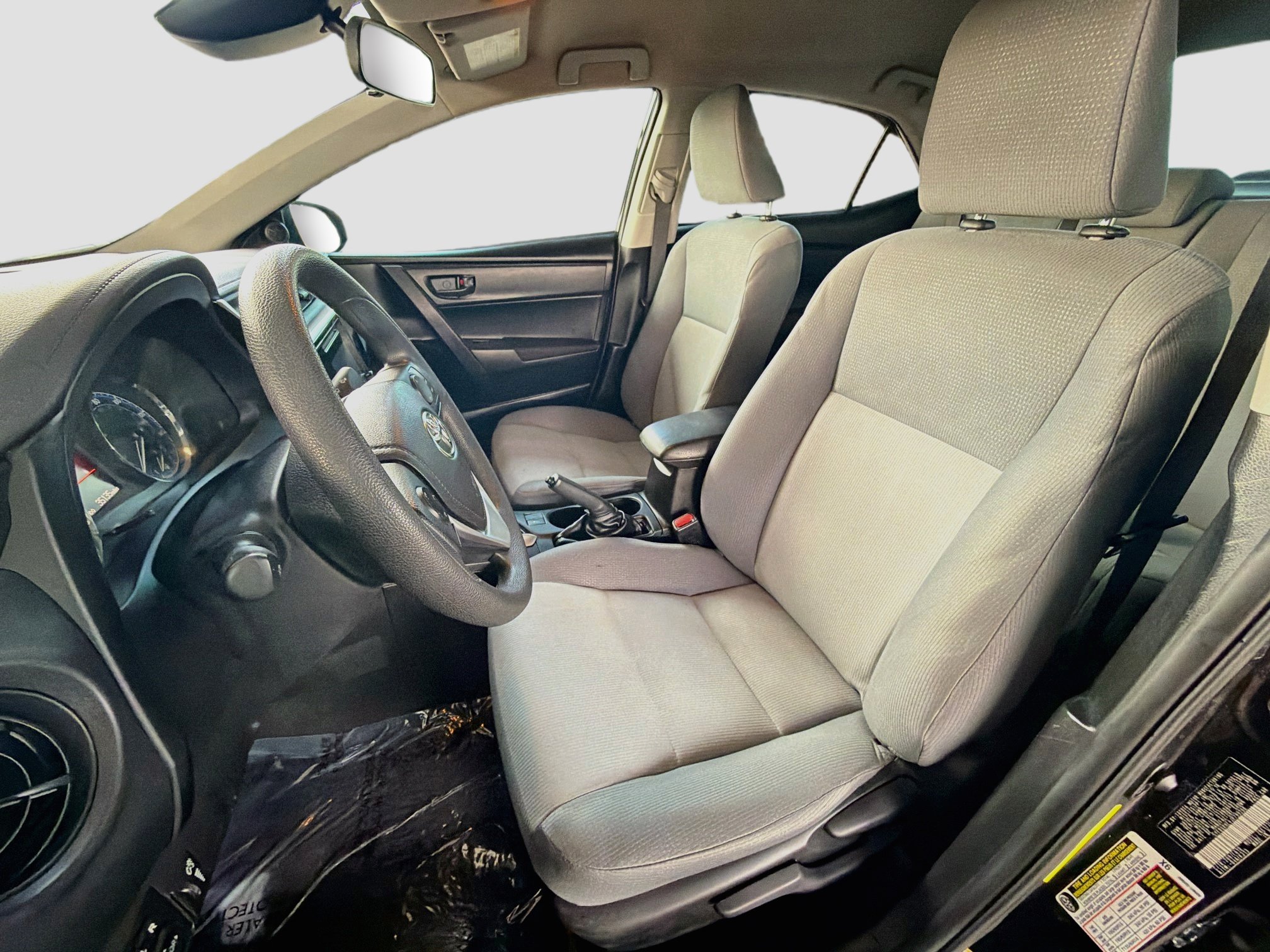 Used 2018 Toyota Corolla L FWD image 13