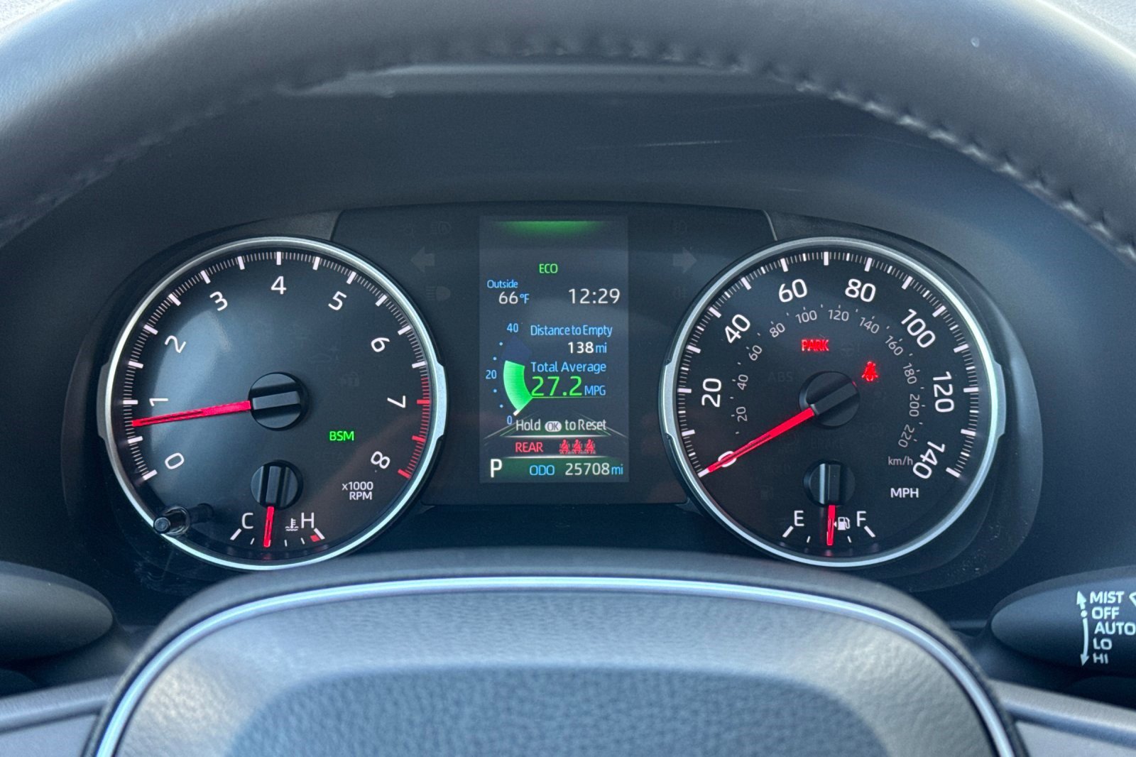 Used 2022 Toyota RAV4 XLE w/ Convenience Package image 17