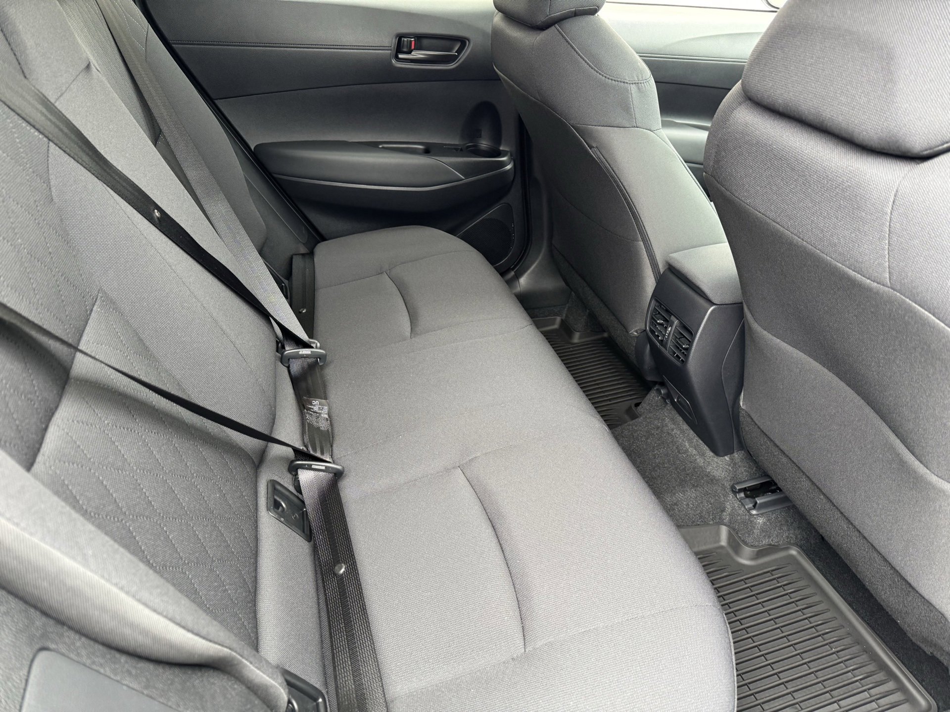 Used 2026 Toyota Corolla Cross LE image 14