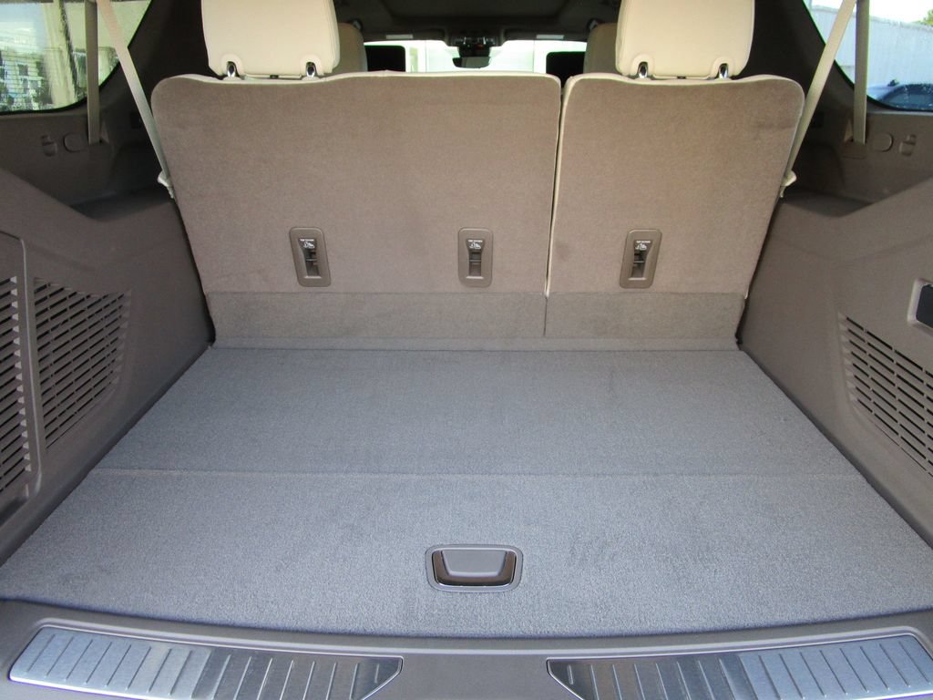 New 2026 GMC Yukon XL Denali w/ Advanced Technology Package RWD image 14