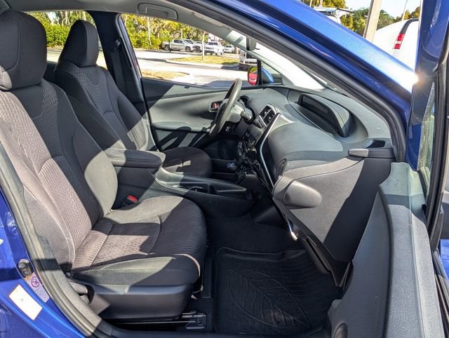 Used 2017 Toyota Prius Four image 21
